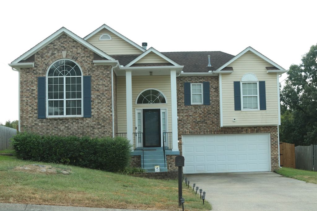 5032 Pebble Creek Dr, Antioch, TN 37013