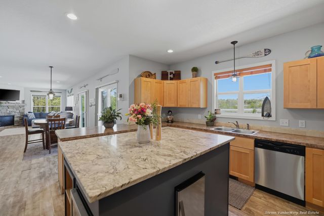 16773 McLeans, Spring Lake Twp, MI 49456