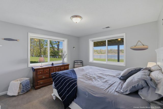 16773 McLeans, Spring Lake Twp, MI 49456
