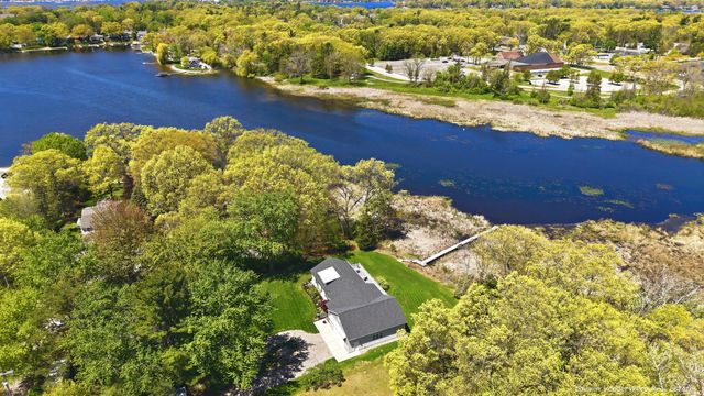 16773 McLeans, Spring Lake Twp, MI 49456