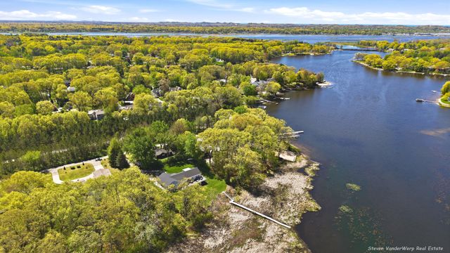 16773 McLeans, Spring Lake Twp, MI 49456