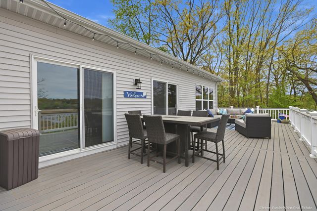 16773 McLeans, Spring Lake Twp, MI 49456