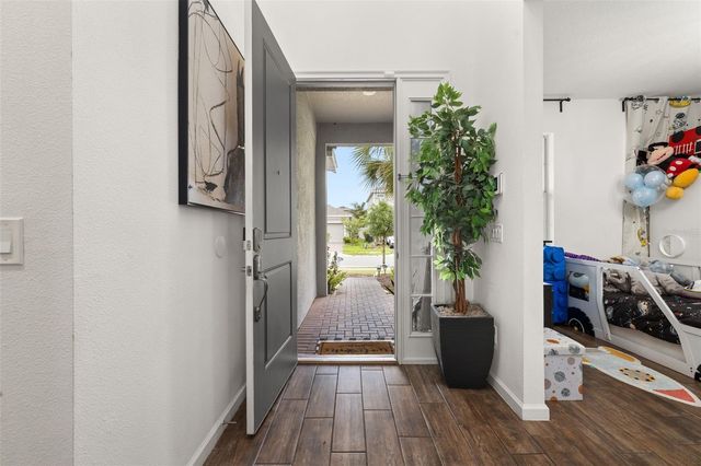 736 GRAZIE LOOP, Davenport, FL 33837