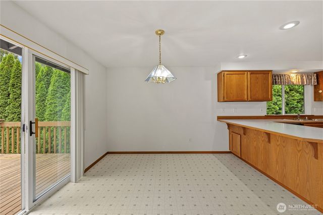 1614 Poplar Lane, Camano Island, WA 98282