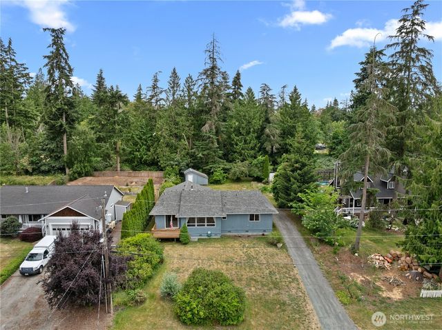 1614 Poplar Lane, Camano Island, WA 98282