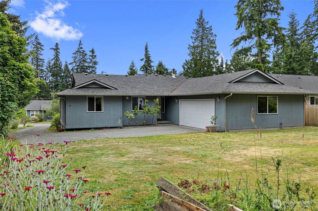 1614 Poplar Lane, Camano Island, WA 98282