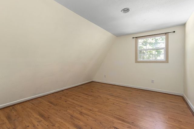 6148 Red Robin Rd, Placerville, CA 95667