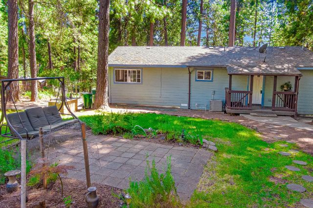 6148 Red Robin Rd, Placerville, CA 95667