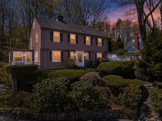 11 Drury Ln, Worcester, MA 01609