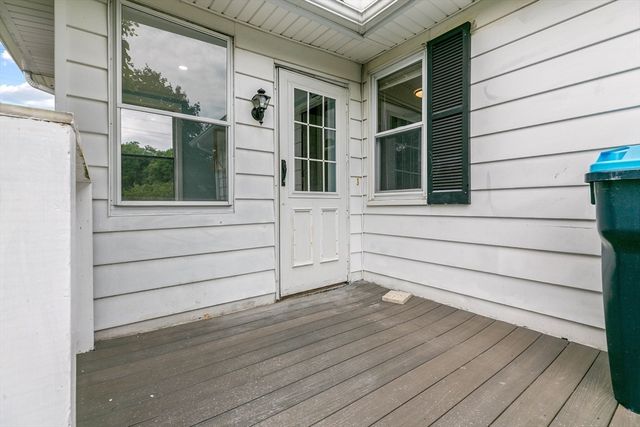 12 Casavan Ave, Shrewsbury, MA 01545