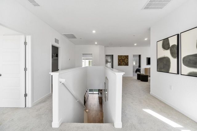 1053 Springtime Avenue, Clovis, CA 93619