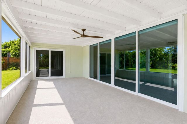 3854 BUTTERCUP Circle S, Palm Beach Gardens, FL 33410