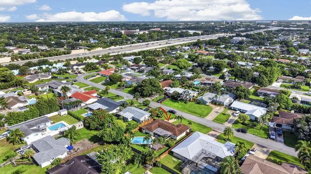 3854 BUTTERCUP Circle S, Palm Beach Gardens, FL 33410