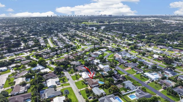 3854 BUTTERCUP Circle S, Palm Beach Gardens, FL 33410