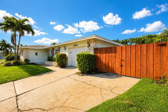 3854 BUTTERCUP Circle S, Palm Beach Gardens, FL 33410