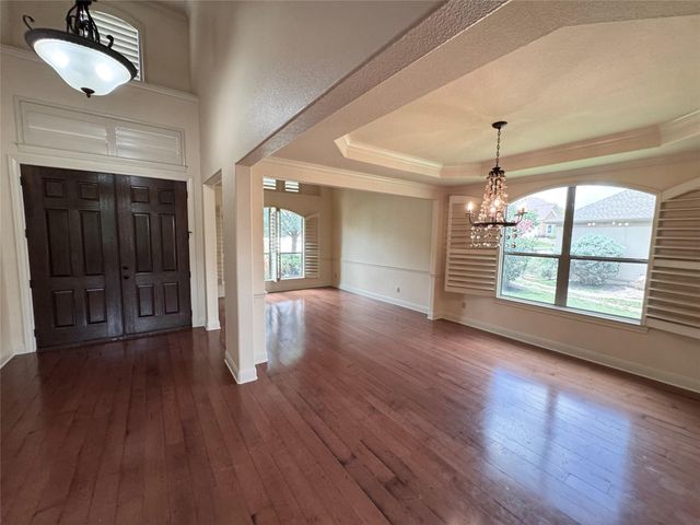 206 Varco DR, Austin, TX 78738