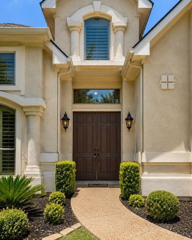 206 Varco DR, Austin, TX 78738