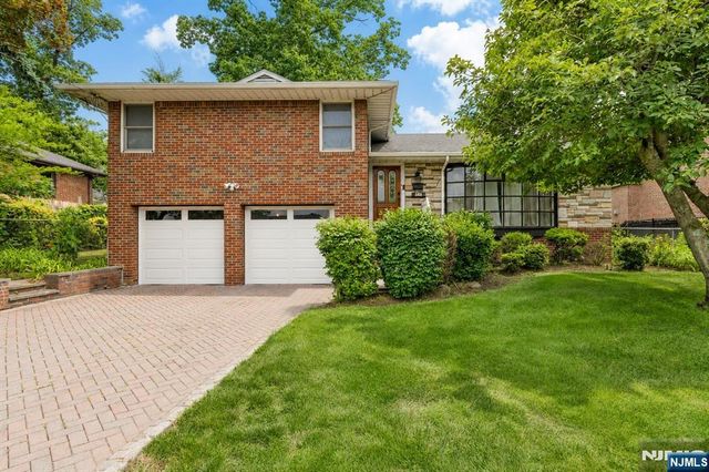 545 Summit Street, Englewood Cliffs, NJ 07632