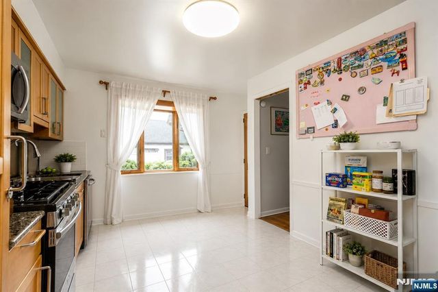 545 Summit Street, Englewood Cliffs, NJ 07632