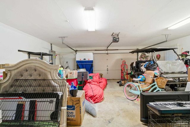 5931 Mills Lake Blvd, Pensacola, FL 32526