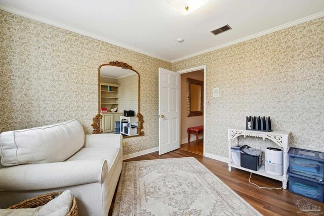 5931 Mills Lake Blvd, Pensacola, FL 32526