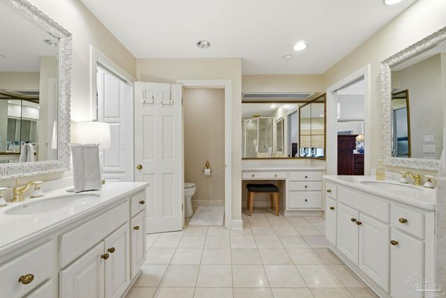 5931 Mills Lake Blvd, Pensacola, FL 32526