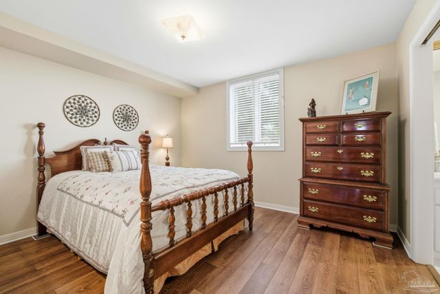 5931 Mills Lake Blvd, Pensacola, FL 32526