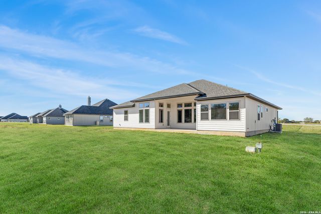 139 Pradera Ridge, Floresville, TX 78114