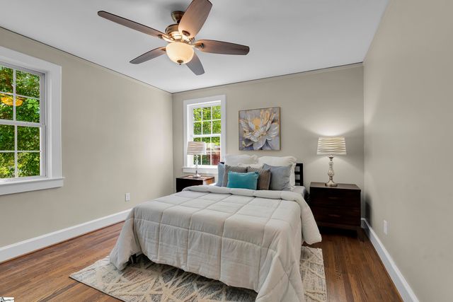 141 Pleasant Ridge Avenue, Greenville, SC 29605