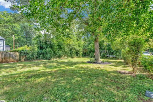 141 Pleasant Ridge Avenue, Greenville, SC 29605