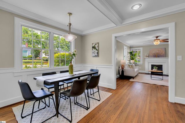 141 Pleasant Ridge Avenue, Greenville, SC 29605