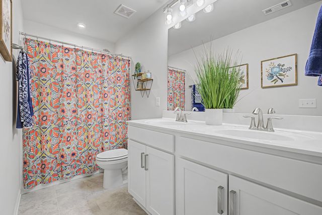 306 Nessa St, Lebanon, TN 37090