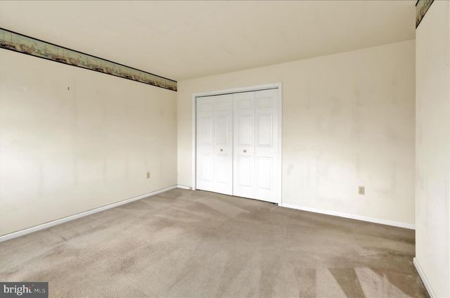 601 MAPLEWOOD DR, Douglassville, PA 19518