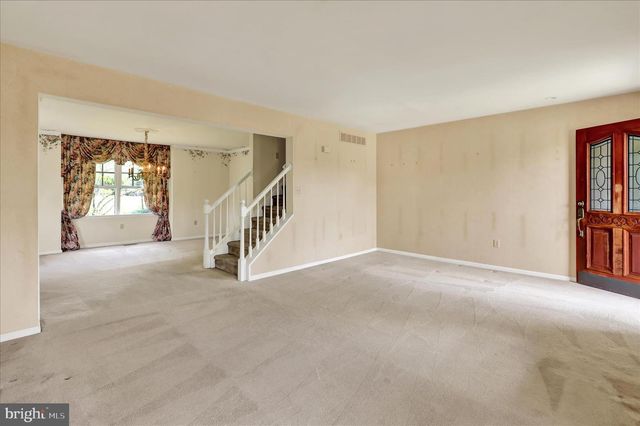601 MAPLEWOOD DR, Douglassville, PA 19518