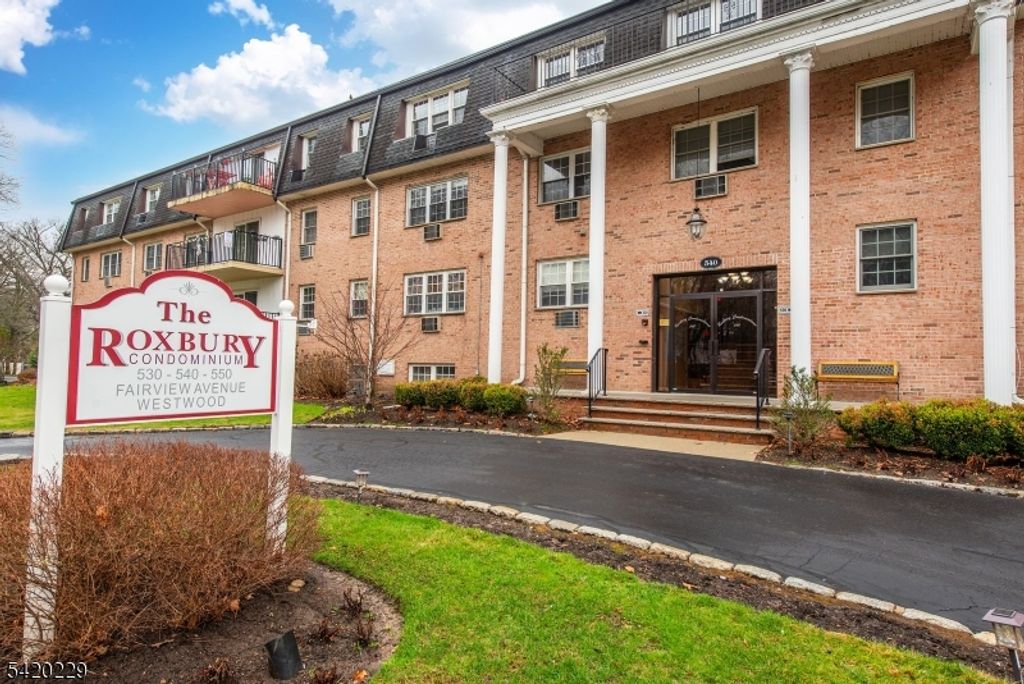 550 Fairview Ave 116, Westwood Boro, NJ 07675
