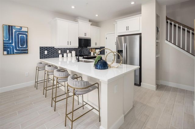 2816 CAMELLIA FLOWER STREET, Apopka, FL 32703