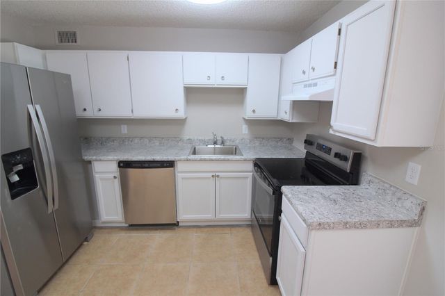 5971 NW 11TH PLACE, Ocala, FL 34482