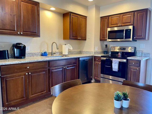 6819 N 12TH Street 9, Phoenix, AZ 85014