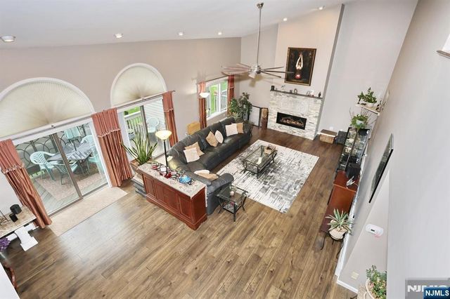 515 Elm Court, Norwood, NJ 07648