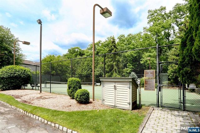 515 Elm Court, Norwood, NJ 07648