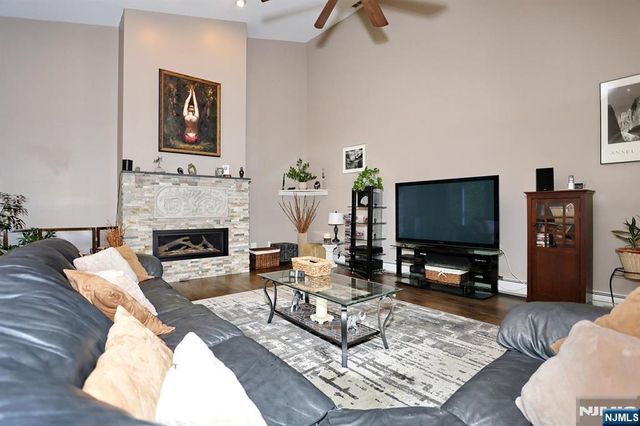 515 Elm Court, Norwood, NJ 07648