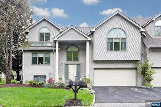 515 Elm Court, Norwood, NJ 07648
