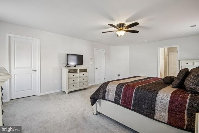 5821 SPRUCE VALLEY DR, Fredericksburg, VA 22407