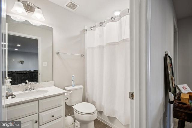 5821 SPRUCE VALLEY DR, Fredericksburg, VA 22407