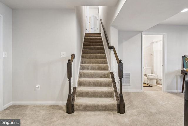 5821 SPRUCE VALLEY DR, Fredericksburg, VA 22407