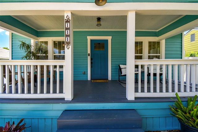 111 W IDA STREET, Tampa, FL 33603