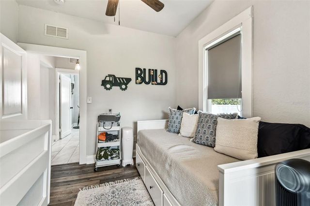 111 W IDA STREET, Tampa, FL 33603