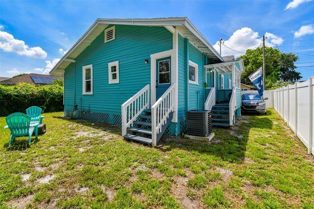 111 W IDA STREET, Tampa, FL 33603
