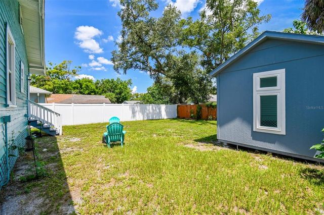 111 W IDA STREET, Tampa, FL 33603