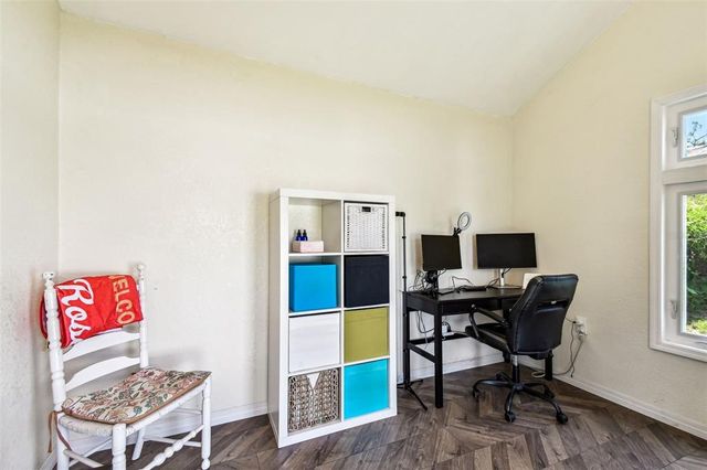 111 W IDA STREET, Tampa, FL 33603